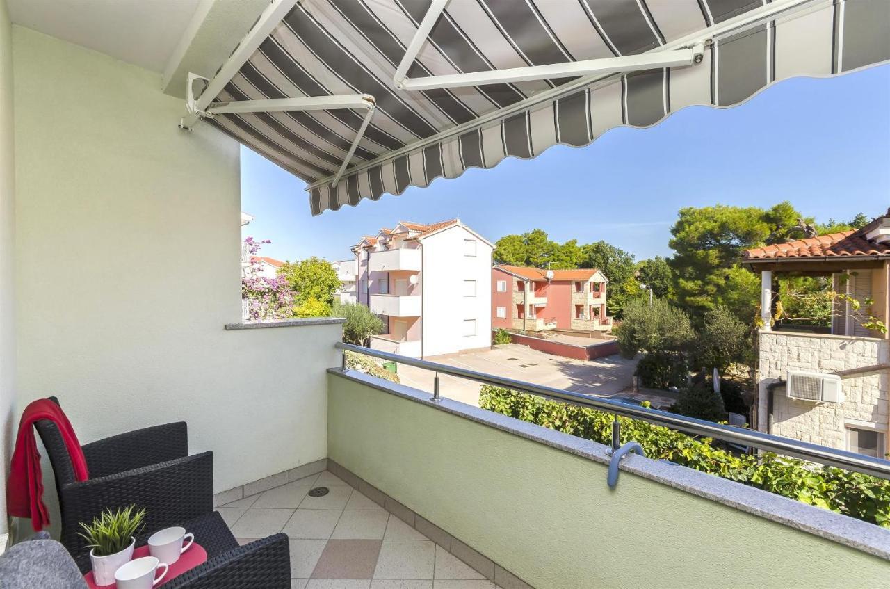 Apartment Mare Srima Dış mekan fotoğraf