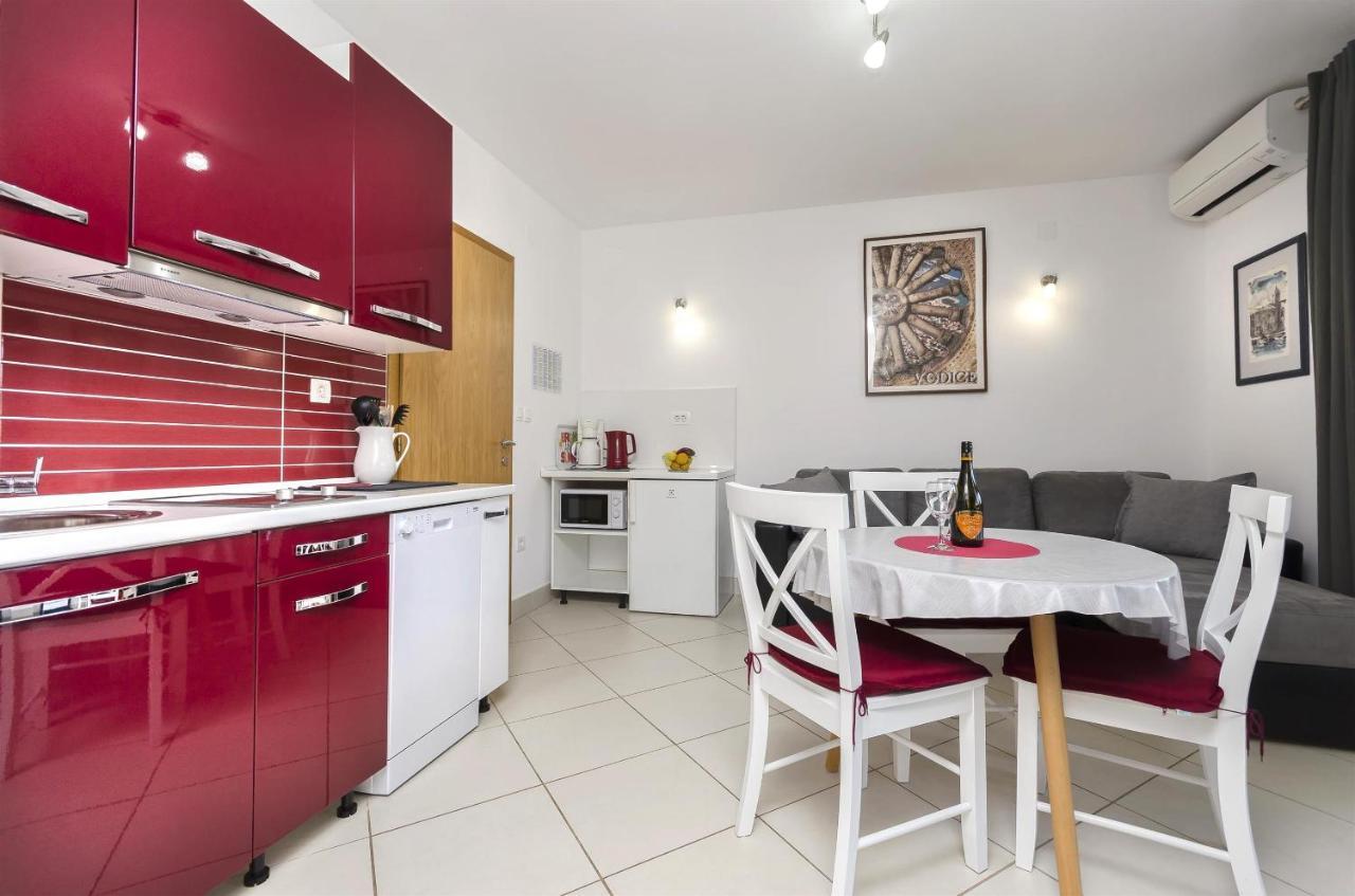 Apartment Mare Srima Dış mekan fotoğraf