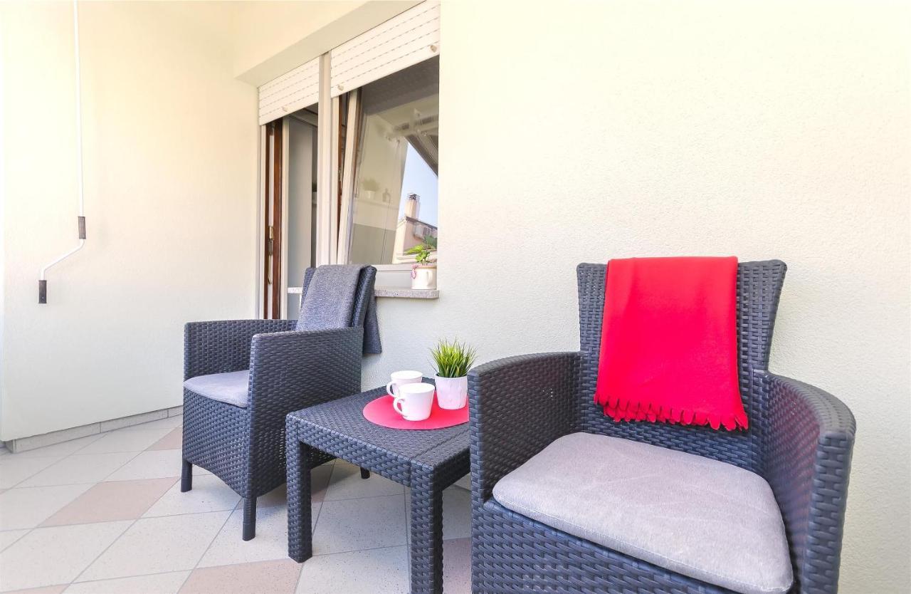 Apartment Mare Srima Dış mekan fotoğraf