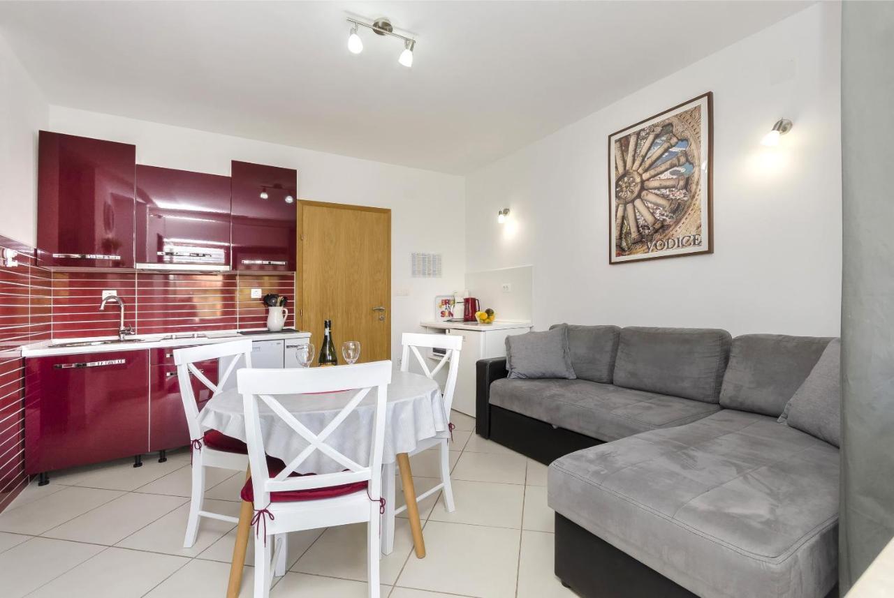 Apartment Mare Srima Dış mekan fotoğraf